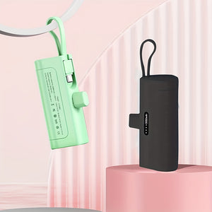 Chargez votre téléphone en toute simplicité avec notre minichargeur portable  !